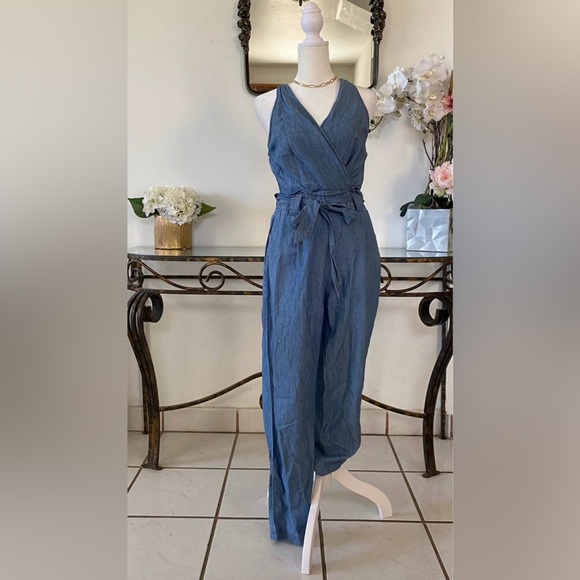 Express Light Blue Denim Jumpsuit | Women’s size 0 - Picture 1 of 6